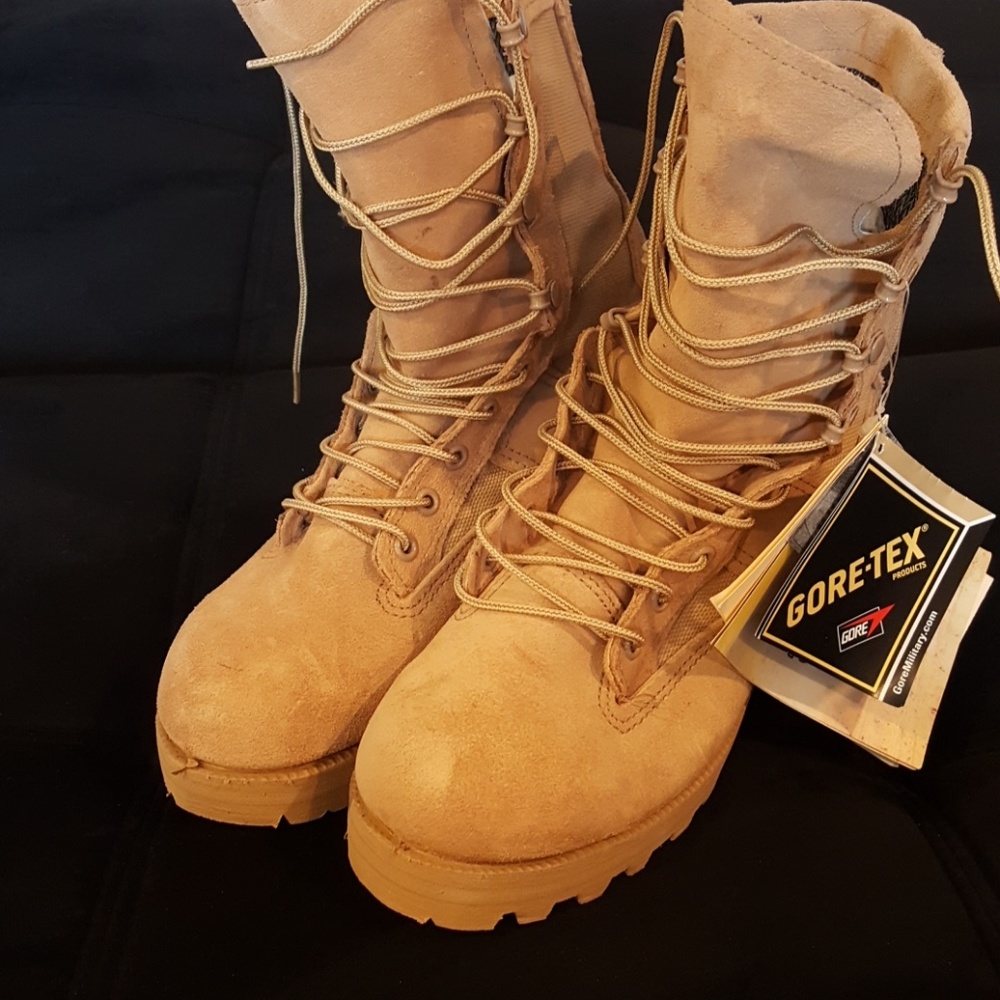 NEW Gortex Army Combat Boots